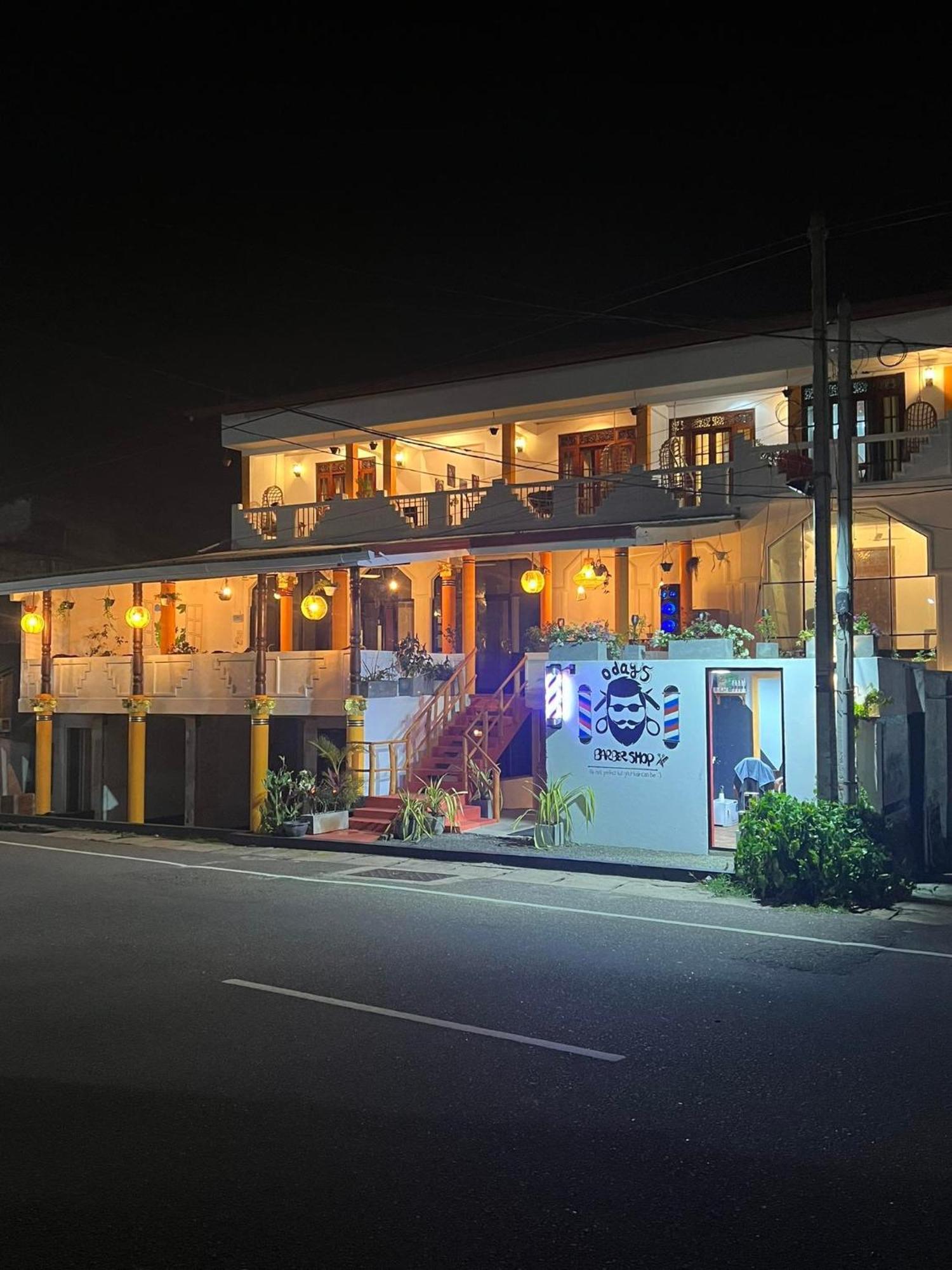 Hummus Hostel Hikkaduwa Ngoại thất bức ảnh